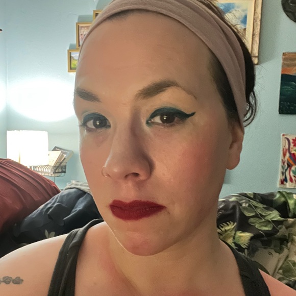 Meet the Posher - Picture 8 of 10